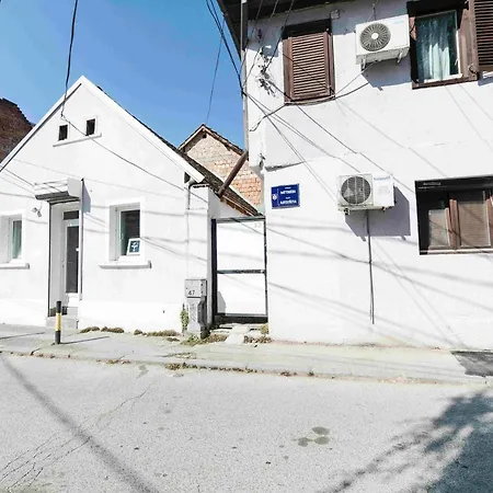 Apartman Moonze Διαμέρισμα Βελιγράδι